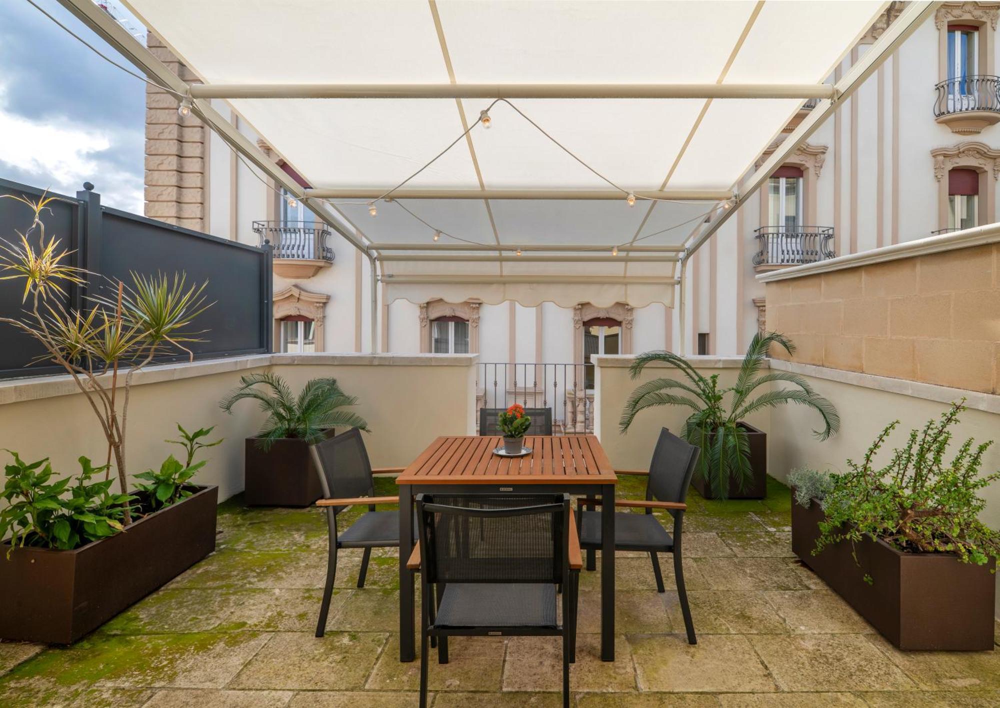 Blu Mazzini 1 - Appartamento Luxury Con Terrazza Privata Лечче Экстерьер фото